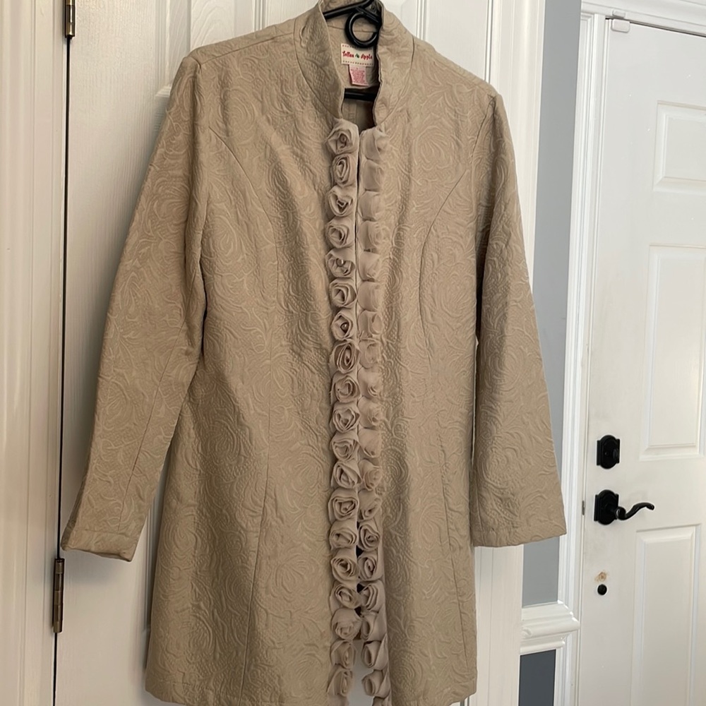 NWOT LIGHT WEIGHT JACKET